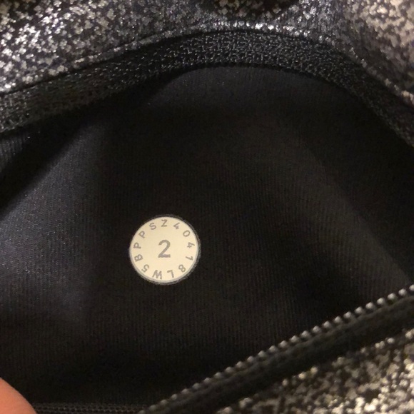 Lululemon Speed Up Tight *Foil 28" Size 2 - Picture 9 of 9